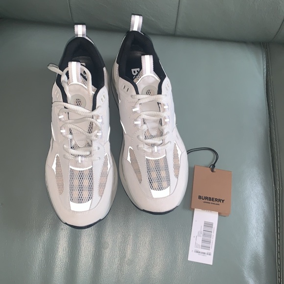 Burberry NWT authentic Sean Sneaker (Women) - Picture 2 of 10